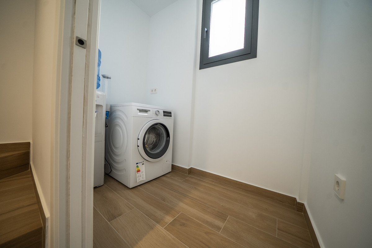 ShowFeedImage House – Detached Villa in Algorfa