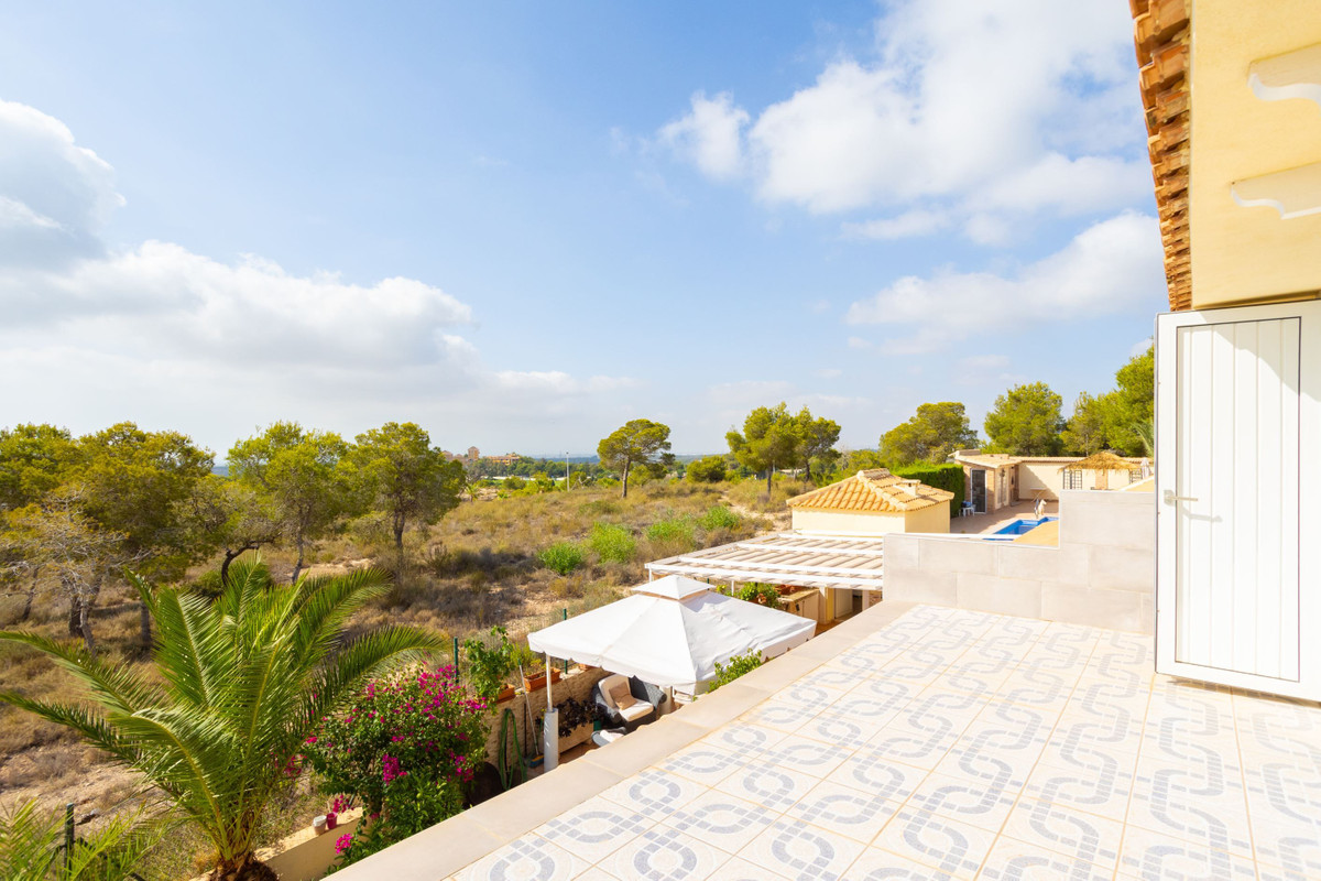 House – Detached Villa in Orihuela