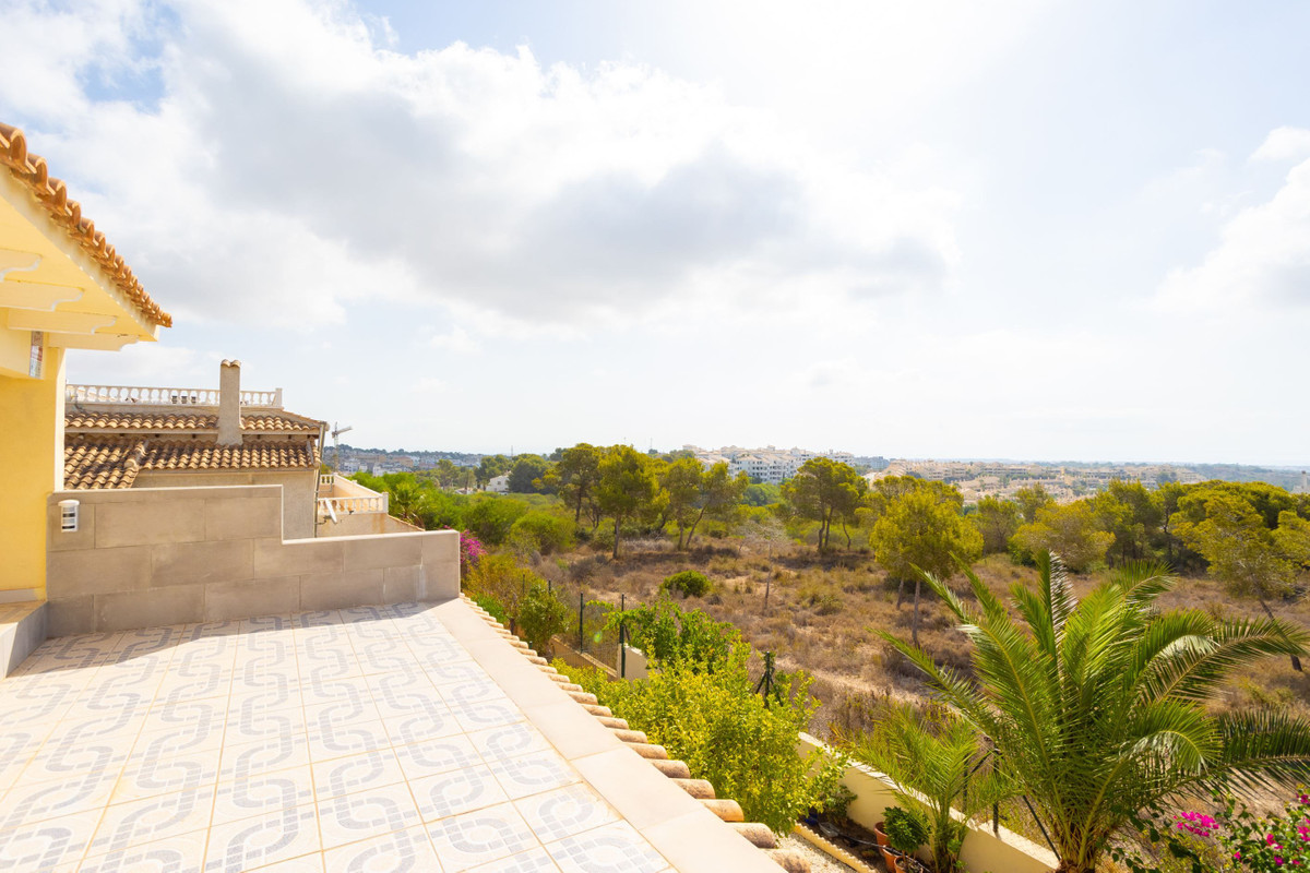 House – Detached Villa in Orihuela