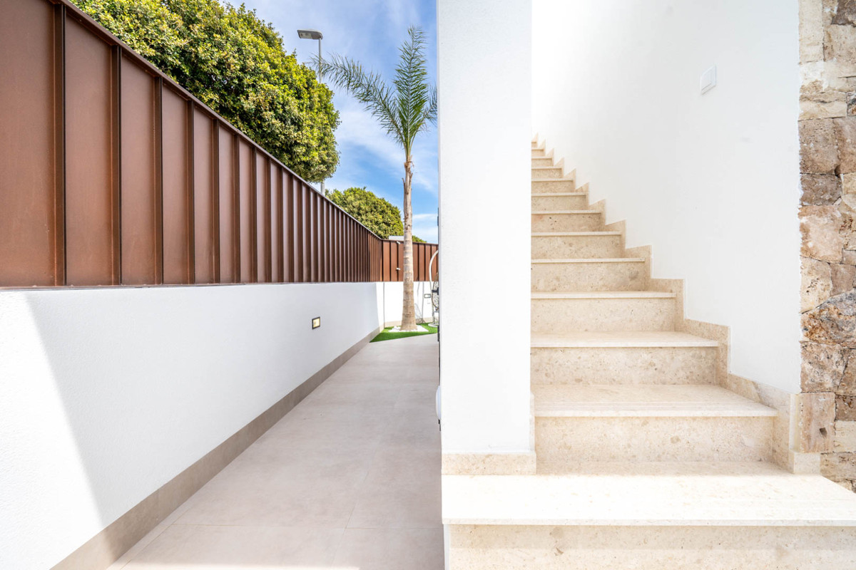 House – Detached Villa in Torre-Pacheco