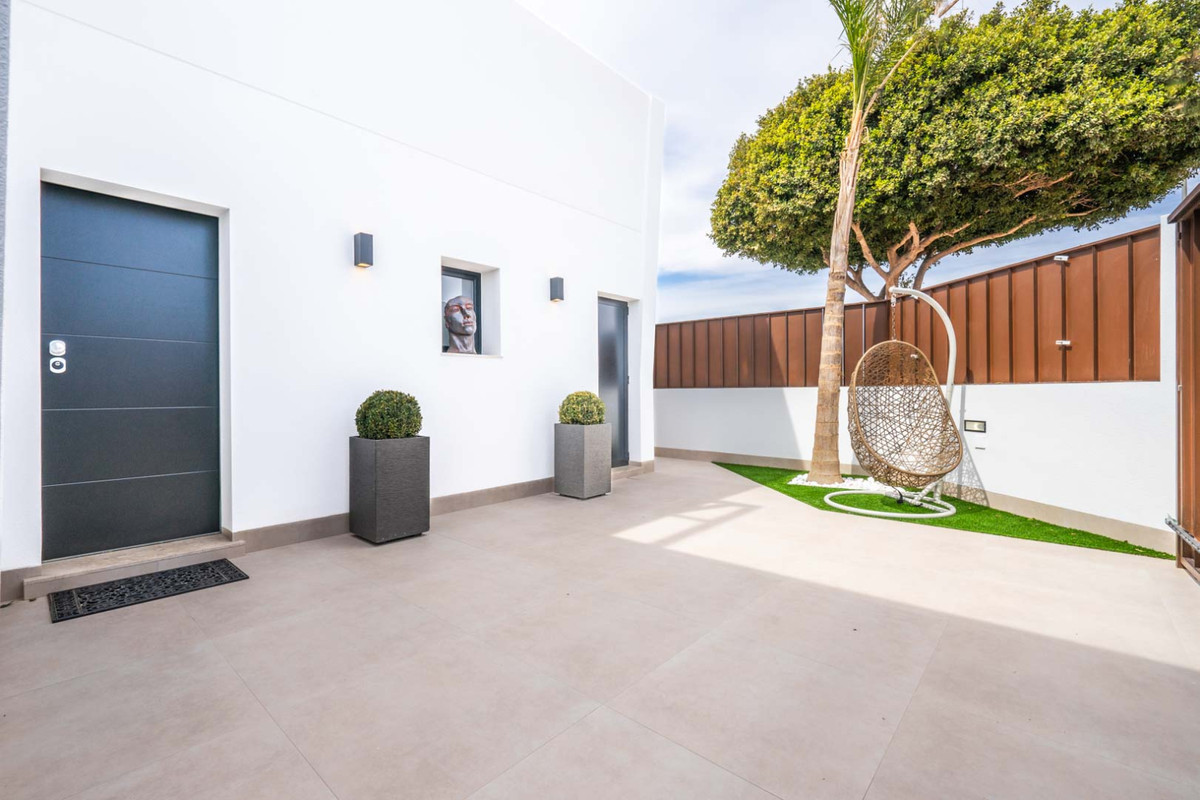 House – Detached Villa in Torre-Pacheco