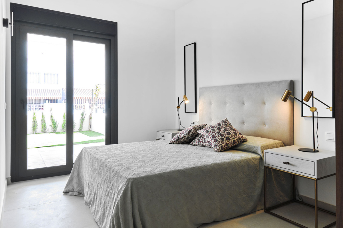ShowFeedImage Apartment – Top Floor Apartment in Torrevieja