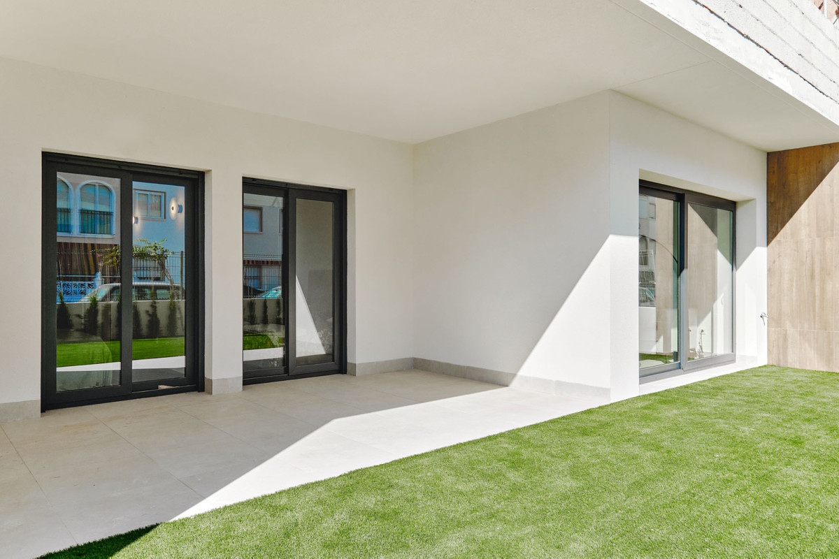 ShowFeedImage Apartment – Top Floor Apartment in Torrevieja