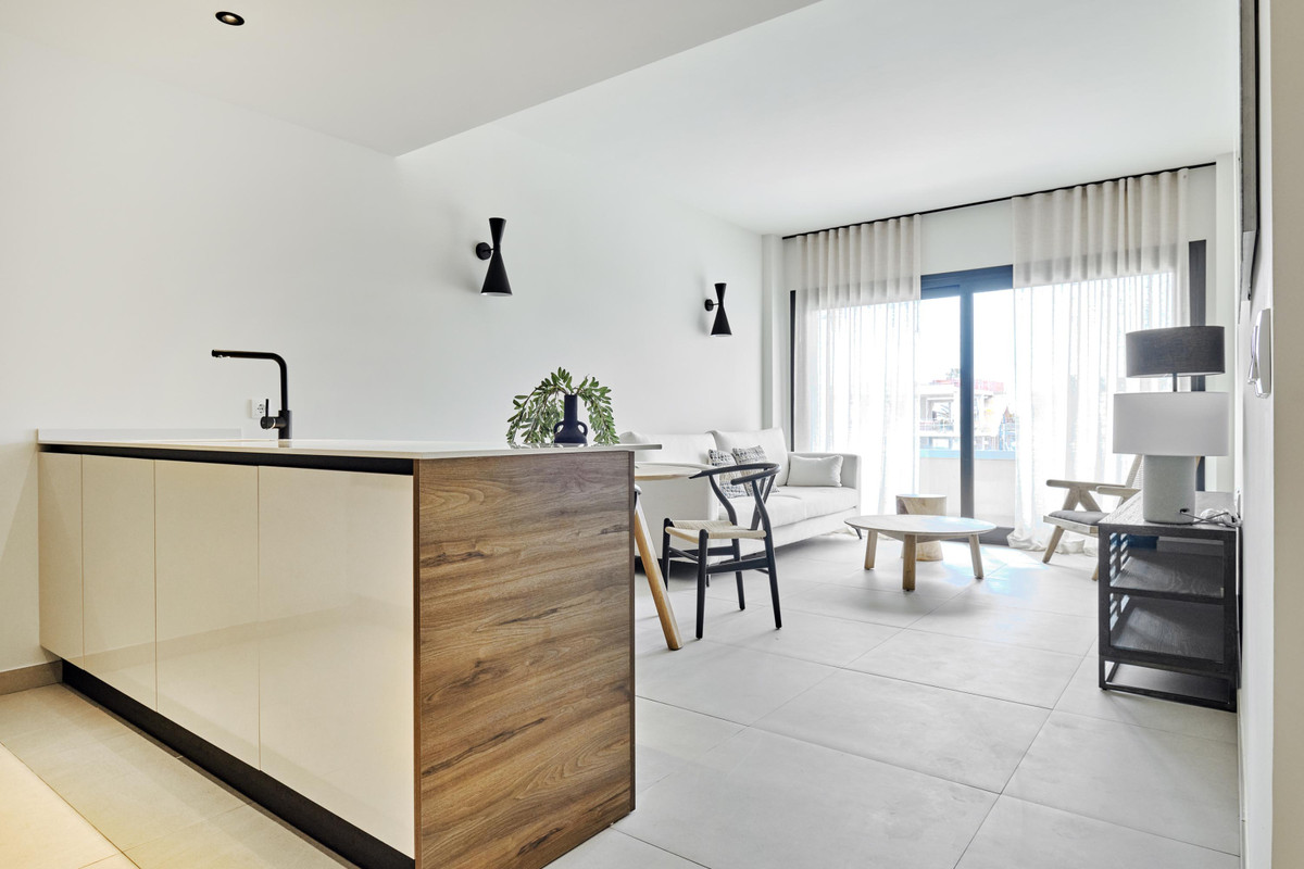 ShowFeedImage Apartment – Top Floor Apartment in Torrevieja