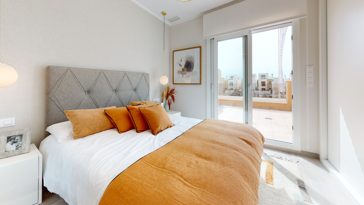 ShowFeedImage House – Bungalow in Pilar de la Horadada