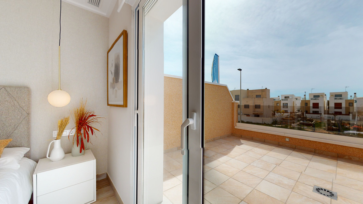 ShowFeedImage House – Bungalow in Pilar de la Horadada