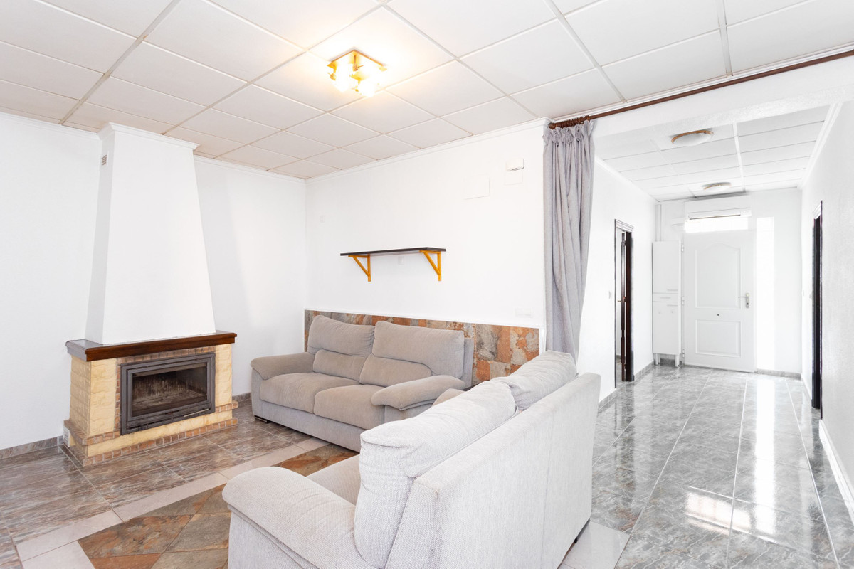 House – Townhouse in Los Montesinos