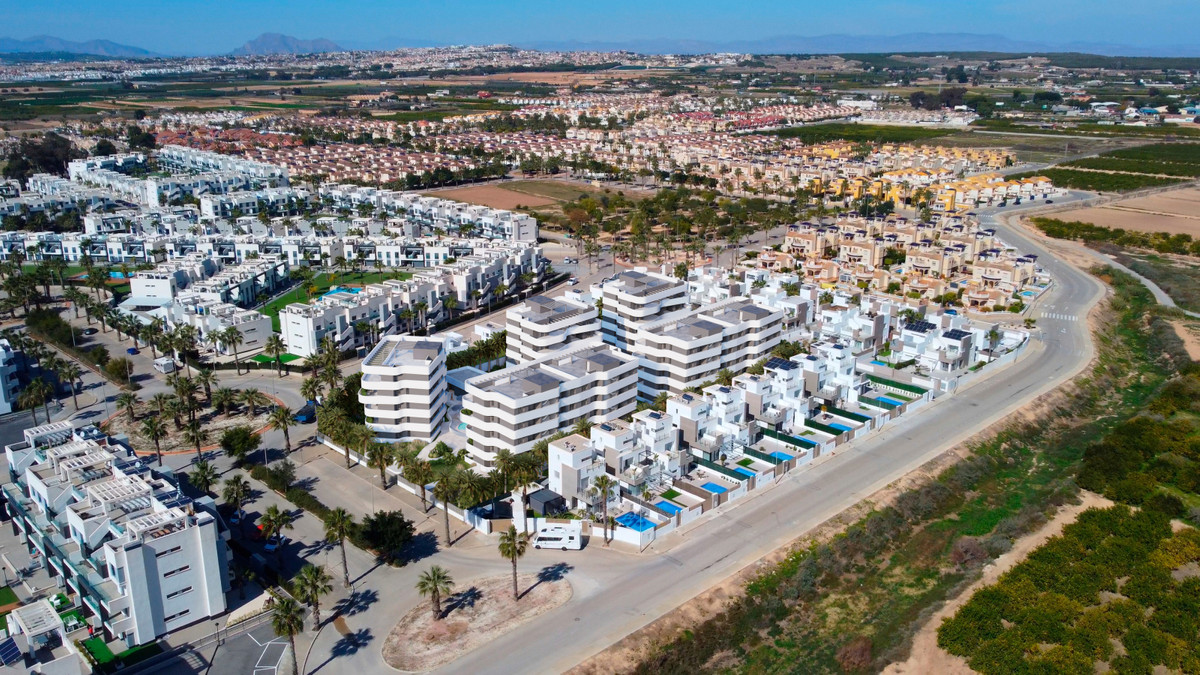 ShowFeedImage Apartment – Middle Floor Apartment in Guardamar del Segura