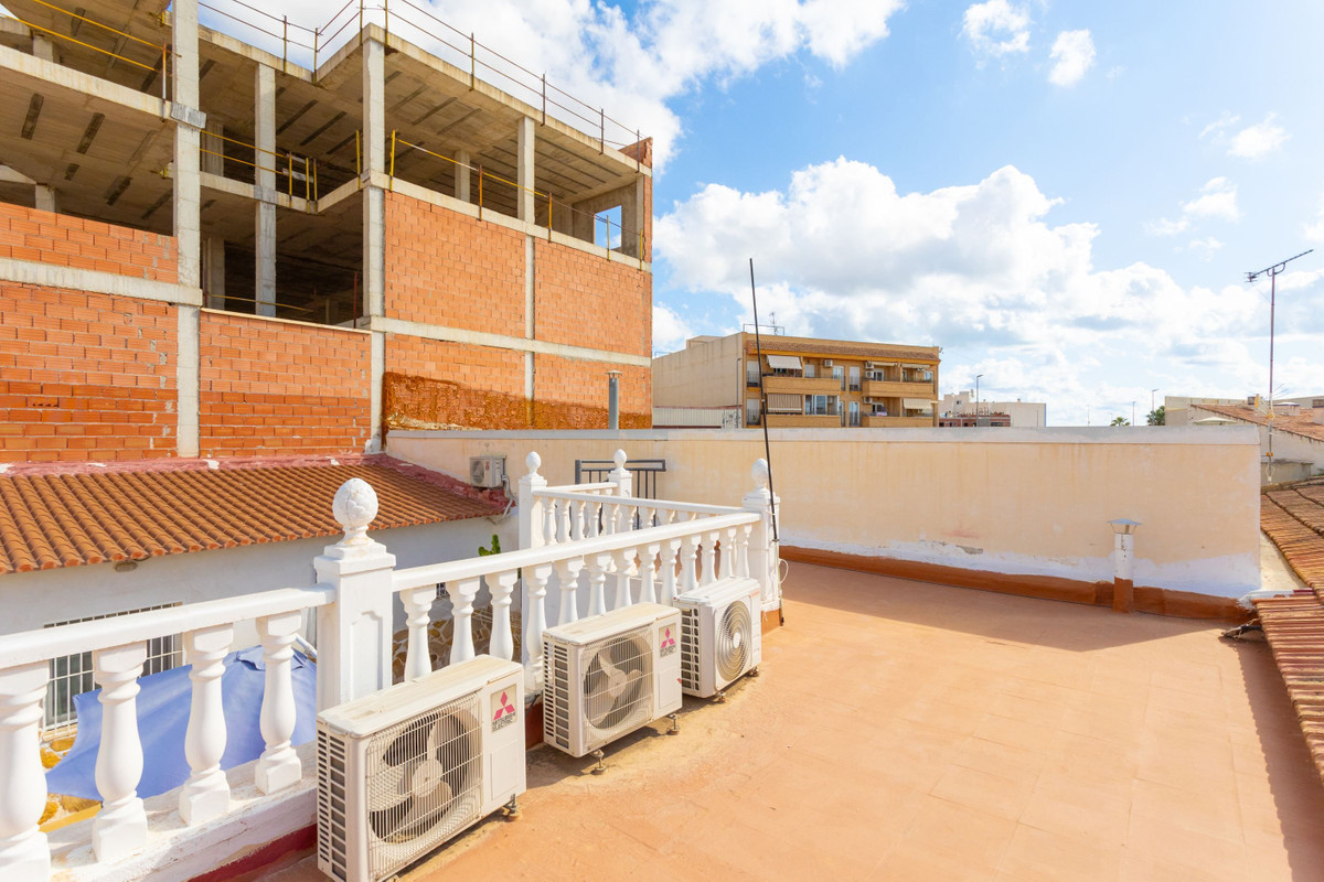 House – Townhouse in Los Montesinos