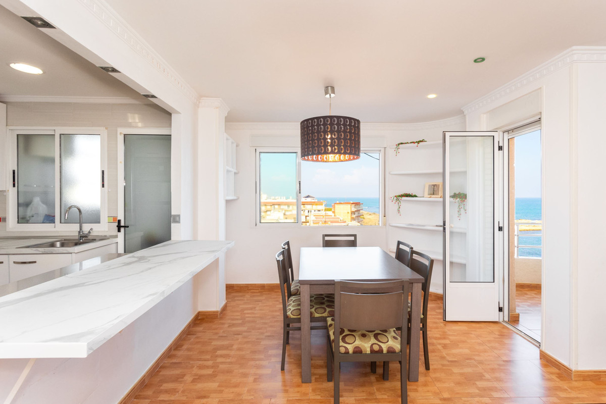 ShowFeedImage Apartment – Middle Floor Apartment in Torrevieja