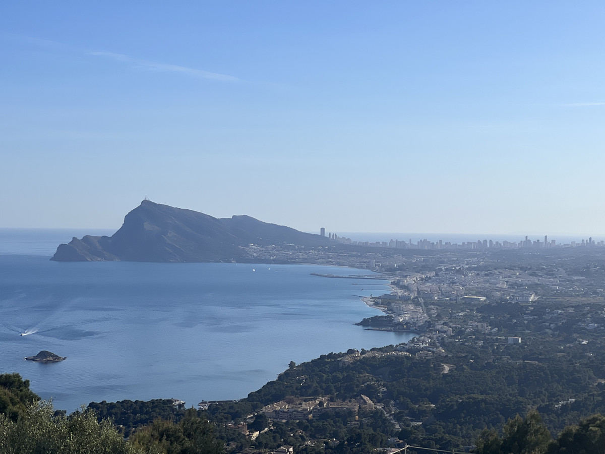 House – Detached Villa in Altea