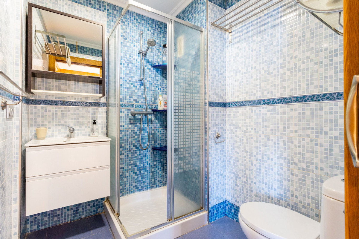 ShowFeedImage Apartment – Middle Floor Apartment in Torrevieja