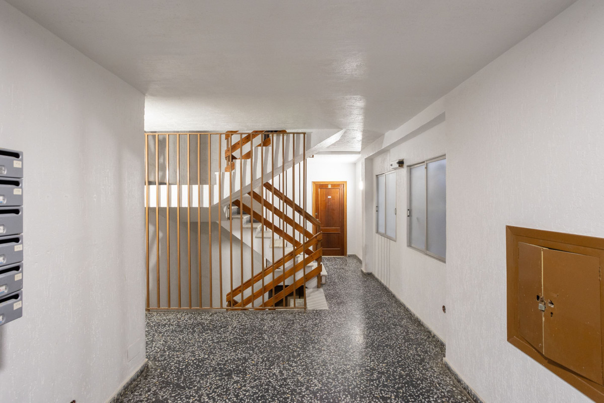 ShowFeedImage Apartment – Middle Floor Apartment in Torrevieja