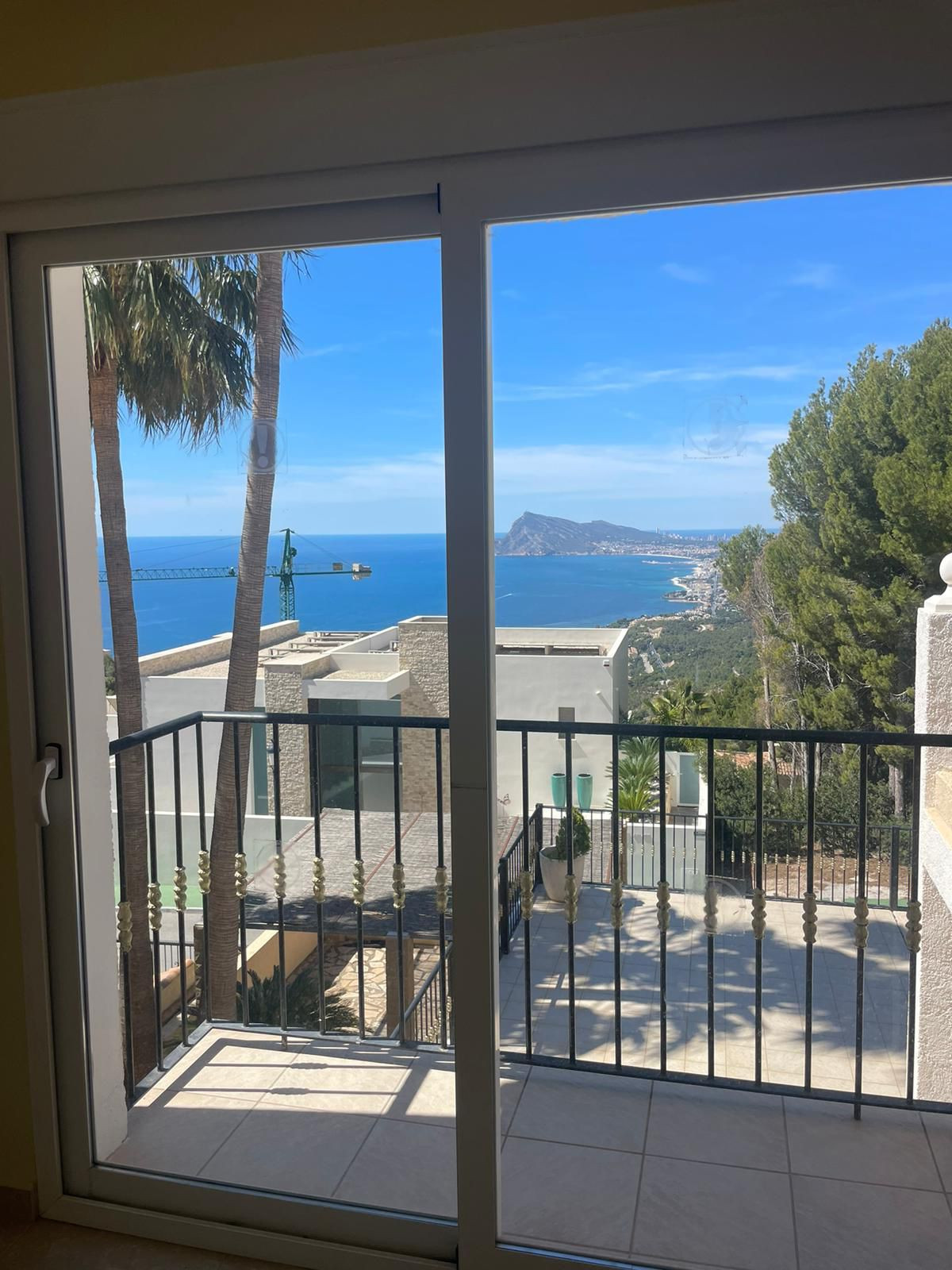 ShowFeedImage House – Detached Villa in Altea