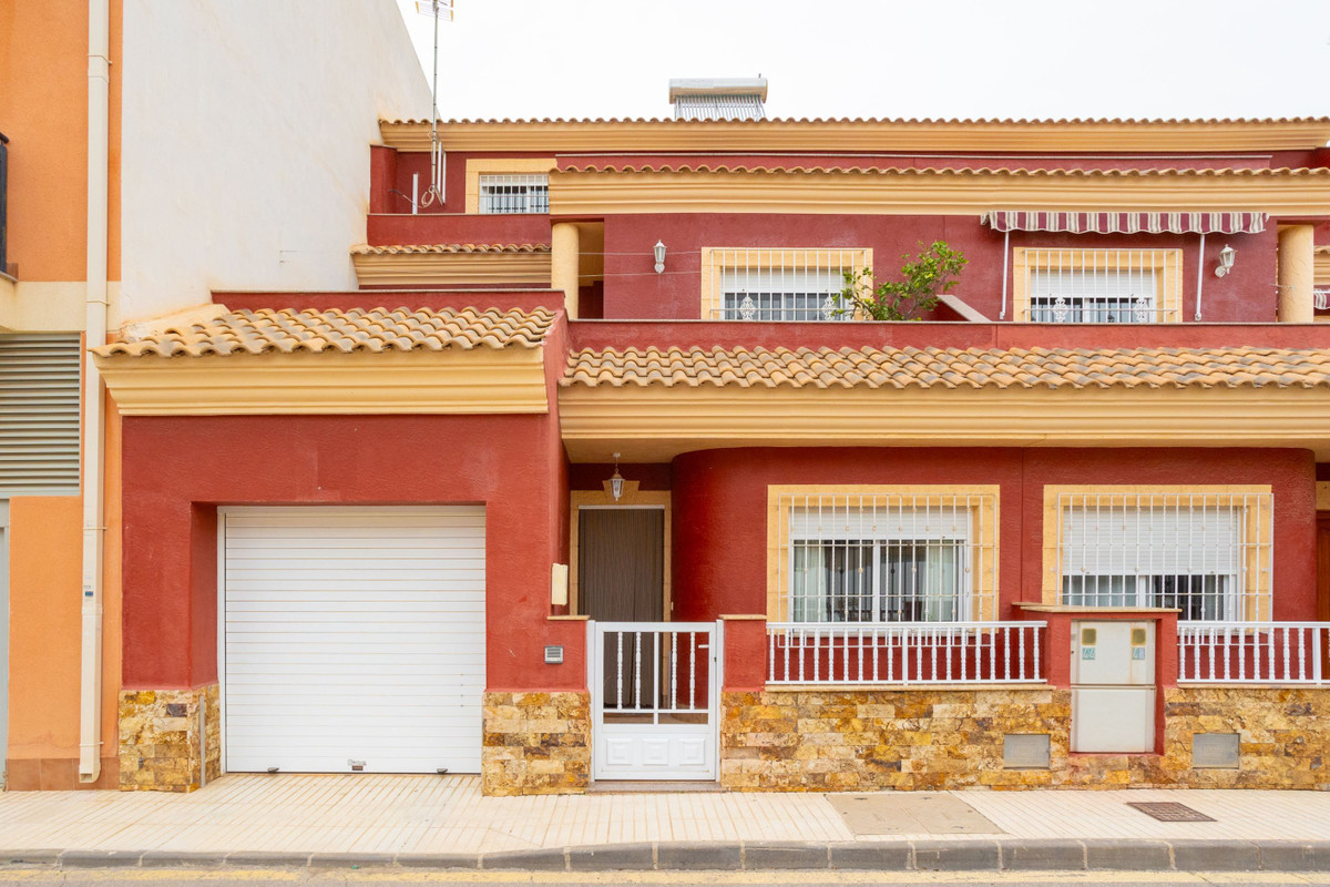 ShowFeedImage House – Townhouse in Los Alcazares