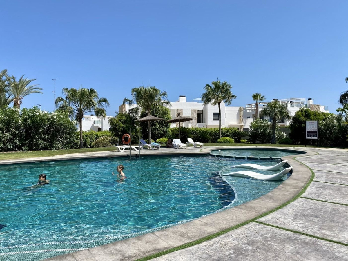 ShowFeedImage Apartment – Middle Floor Apartment in Orihuela