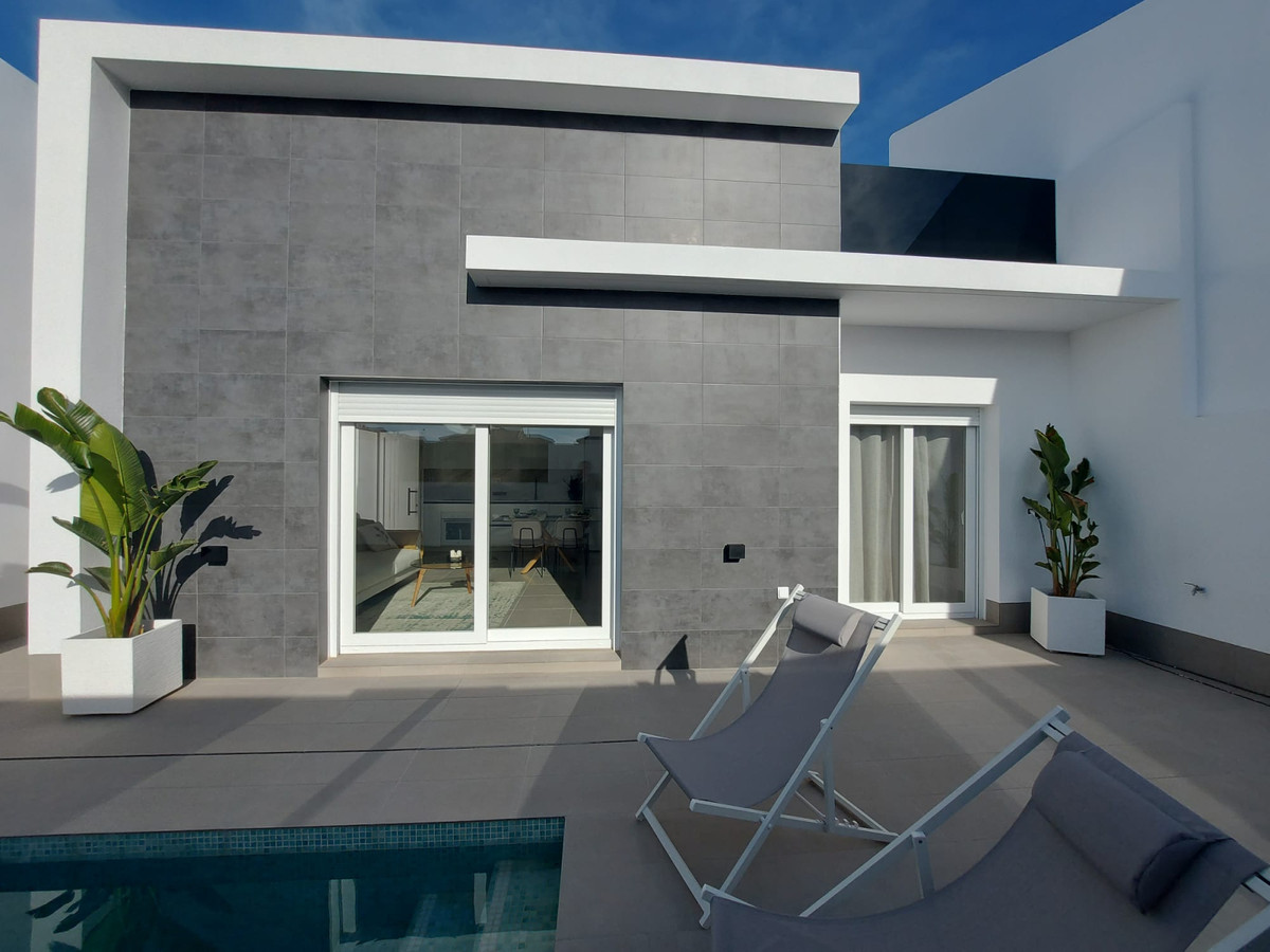 ShowFeedImage House – Detached Villa in Torre-Pacheco