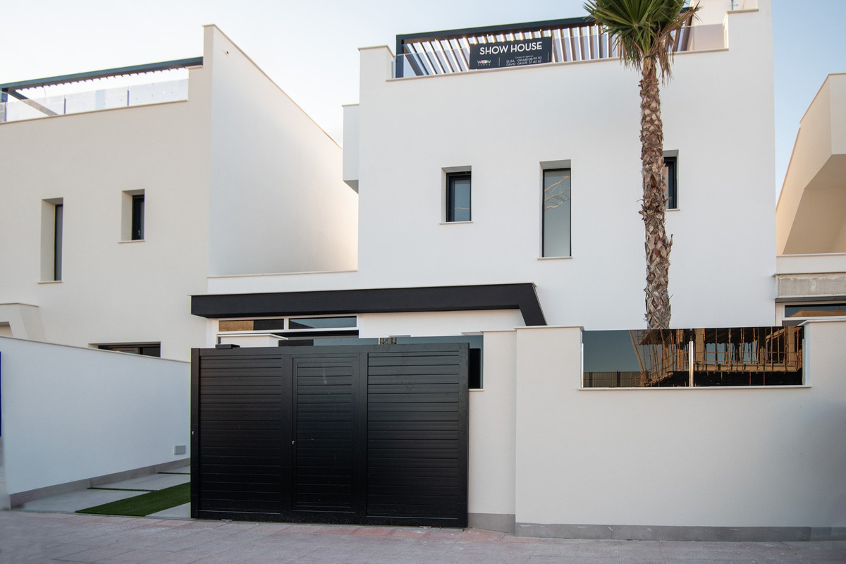 ShowFeedImage House – Semi-Detached House in San Javier