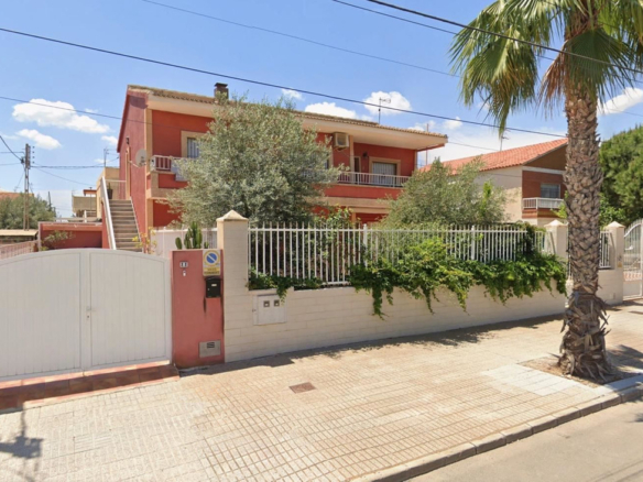 Apartment – Middle Floor Apartment in Los Alcazares
