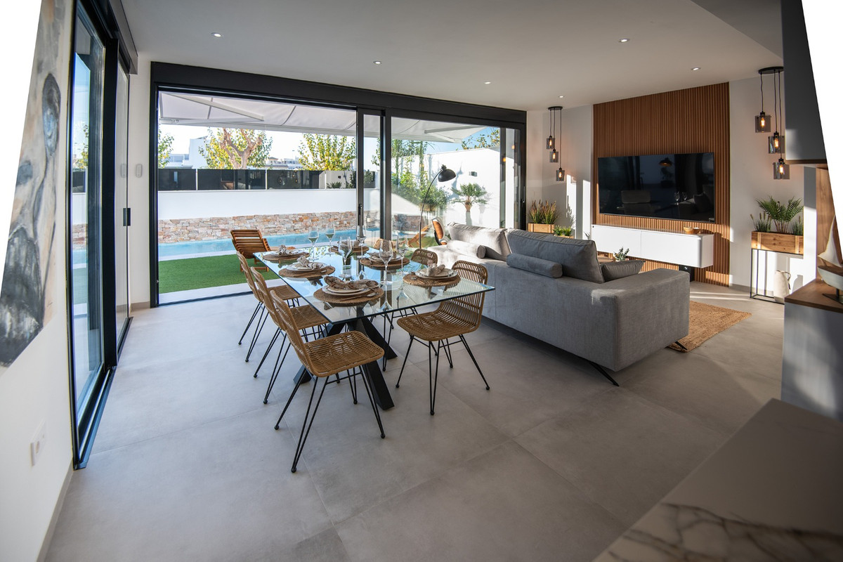 ShowFeedImage House – Semi-Detached House in San Javier