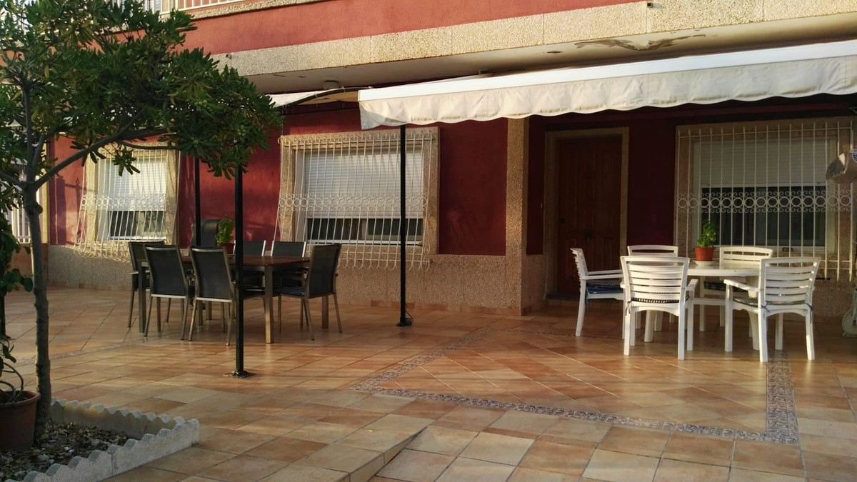 ShowFeedImage Apartment – Middle Floor Apartment in Los Alcazares