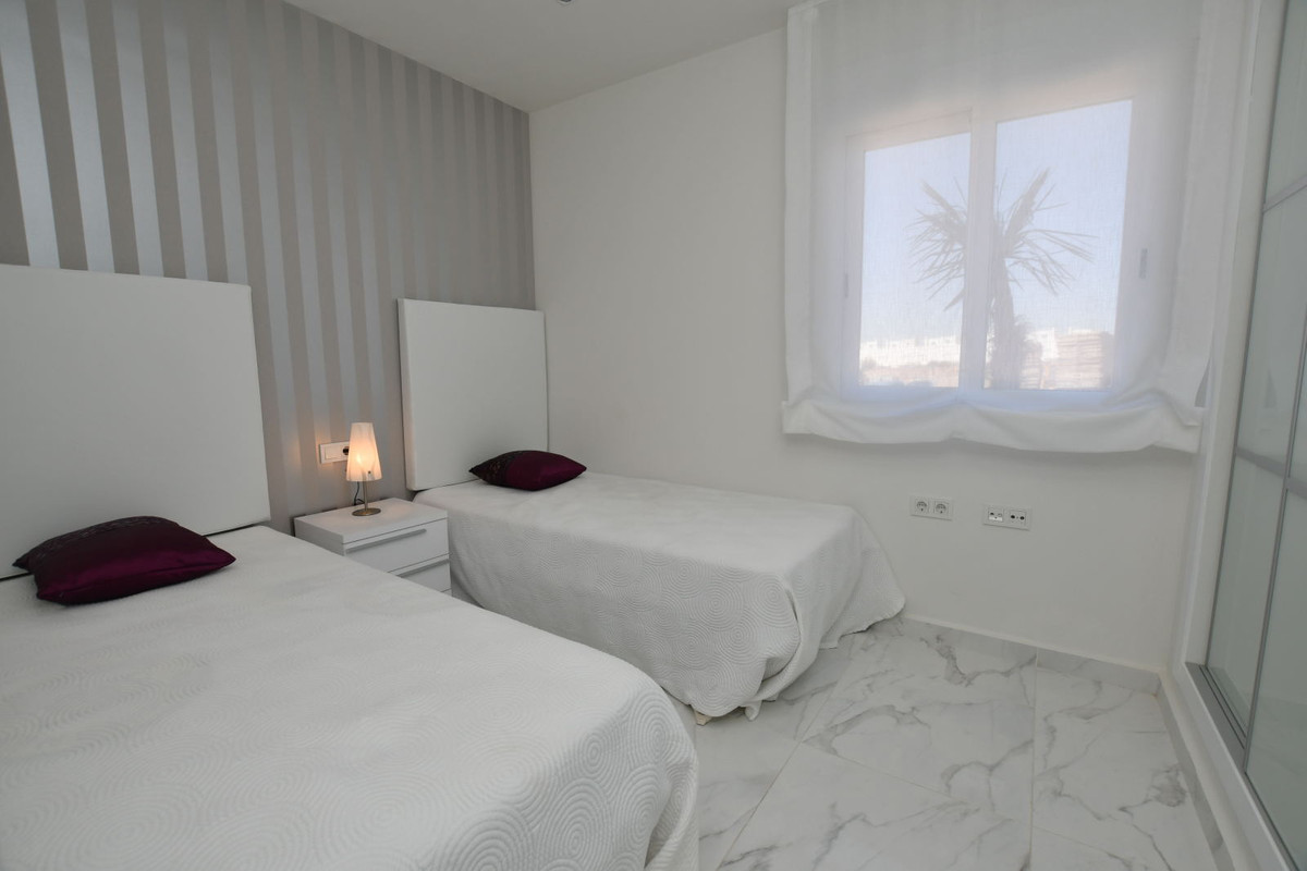 ShowFeedImage House – Bungalow in San Miguel de Salinas