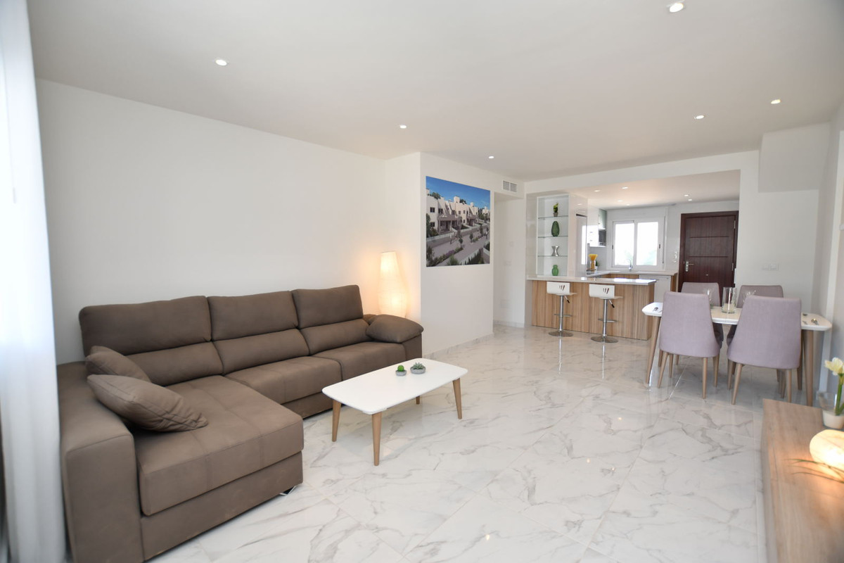 ShowFeedImage House – Bungalow in San Miguel de Salinas