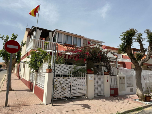 House – Townhouse in Los Alcazares