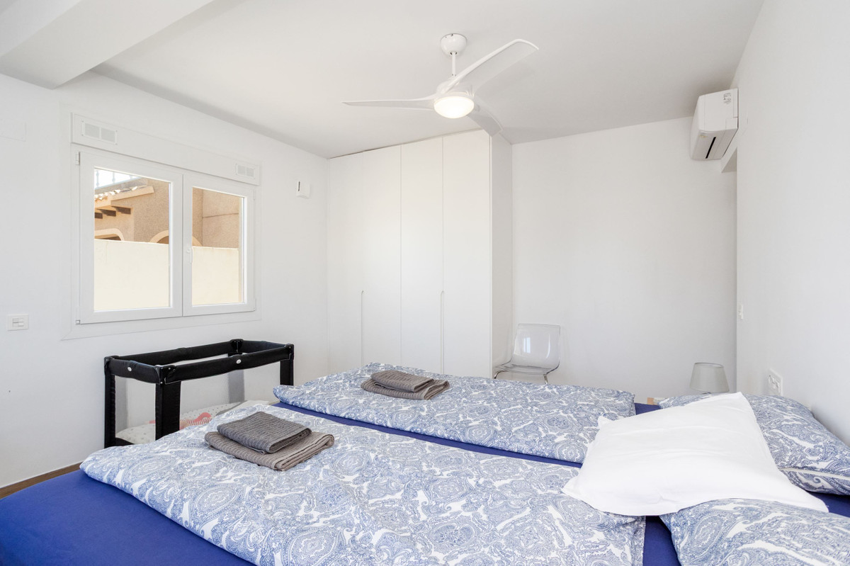 ShowFeedImage House – Detached Villa in Orihuela