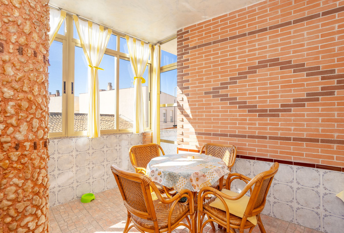 House – Detached Villa in La Union