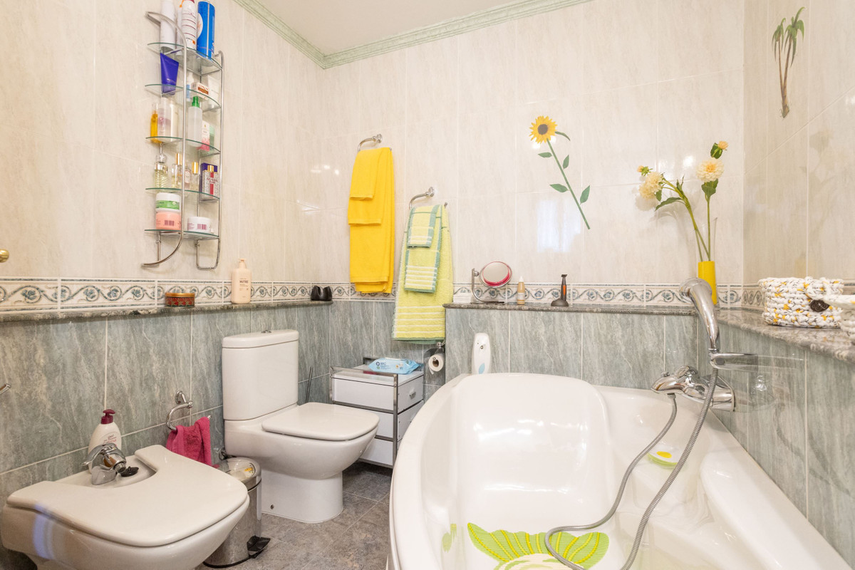House – Detached Villa in La Union