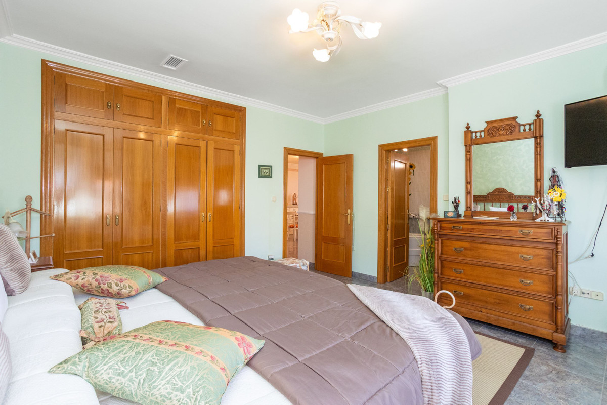 House – Detached Villa in La Union