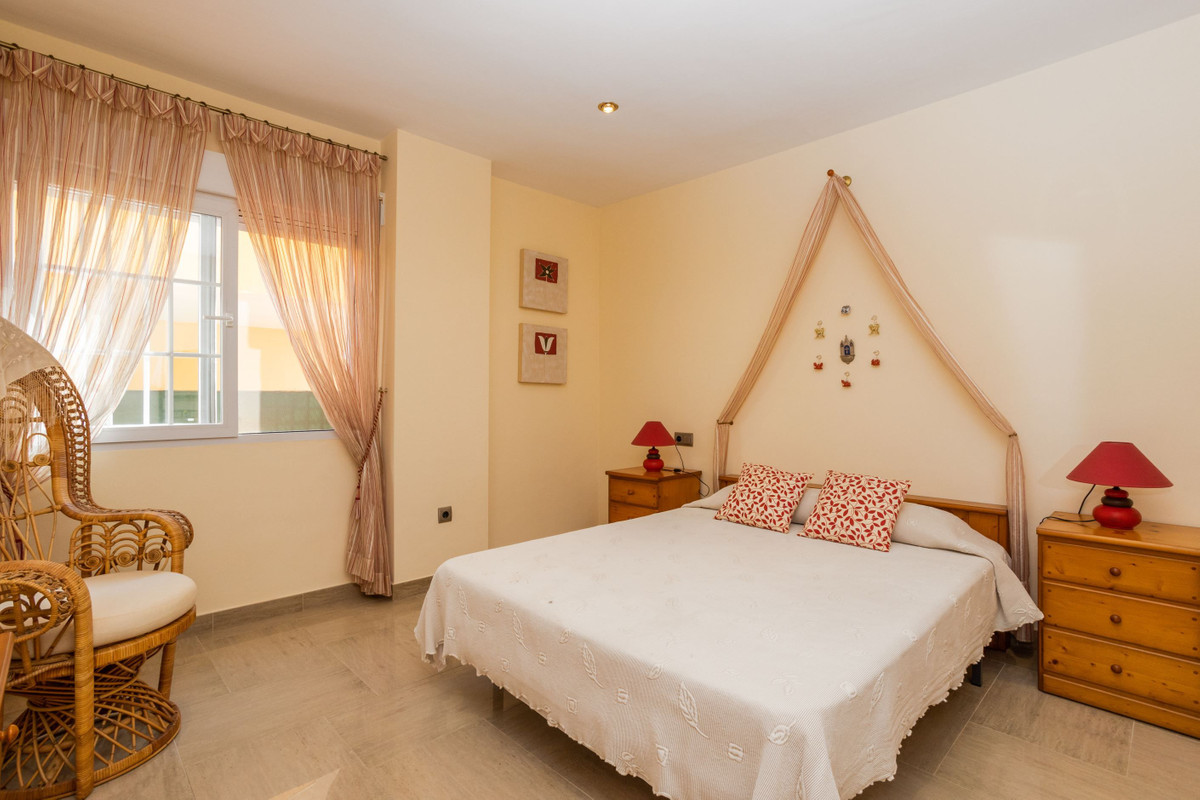 ShowFeedImage House – Detached Villa in Cartagena