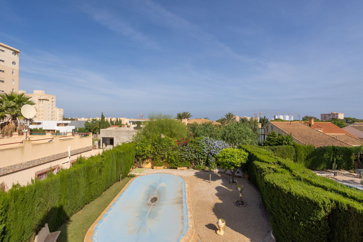 ShowFeedImage House – Detached Villa in Cartagena