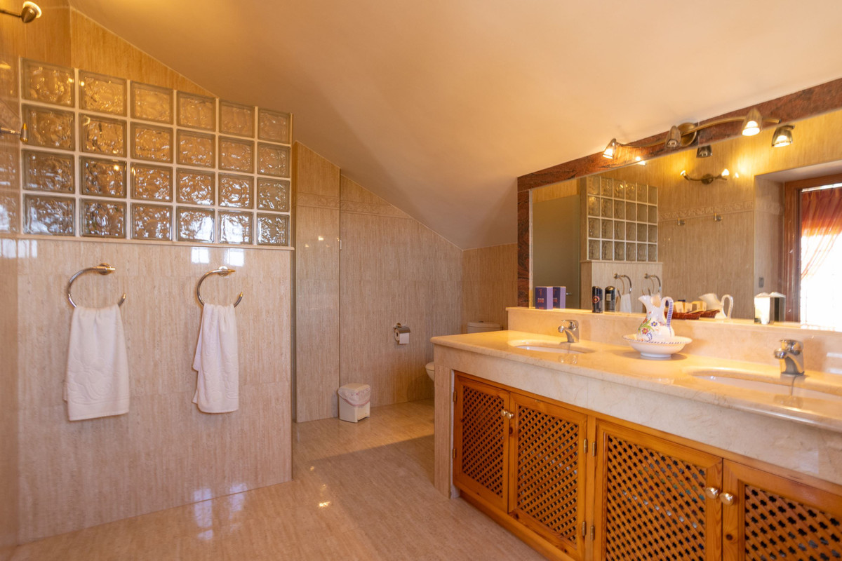 ShowFeedImage House – Detached Villa in Cartagena