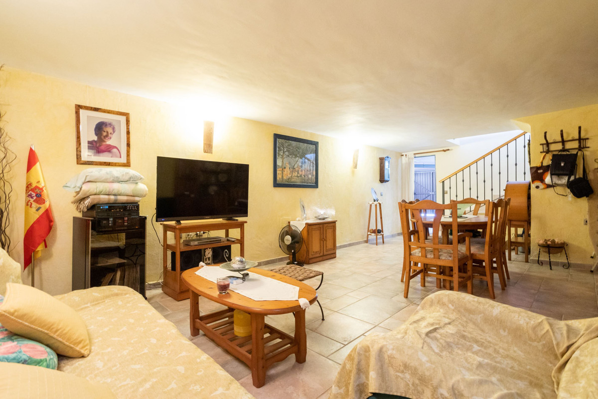 ShowFeedImage House – Detached Villa in Cartagena