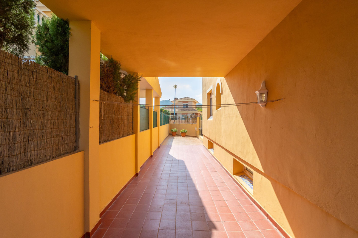 ShowFeedImage House – Detached Villa in Cartagena