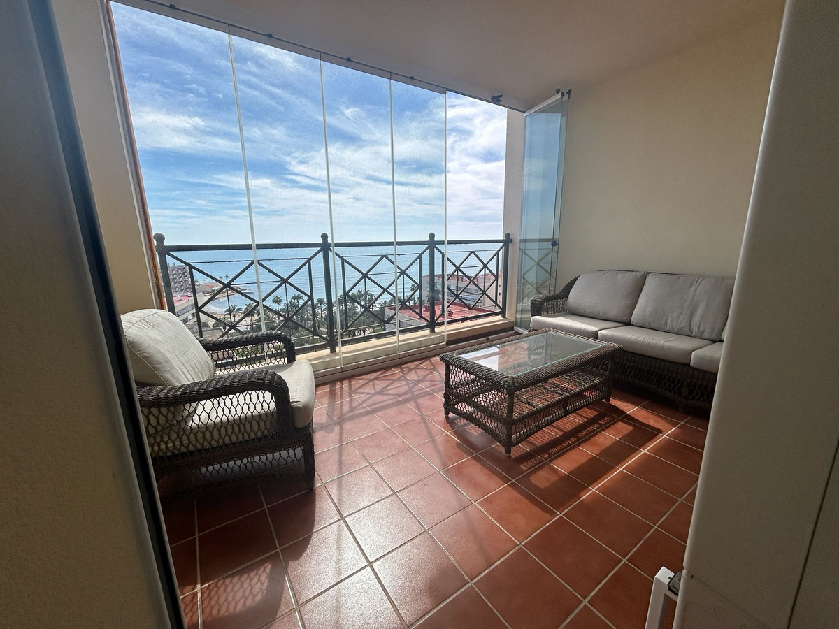 Apartment – Middle Floor Apartment in Torrevieja