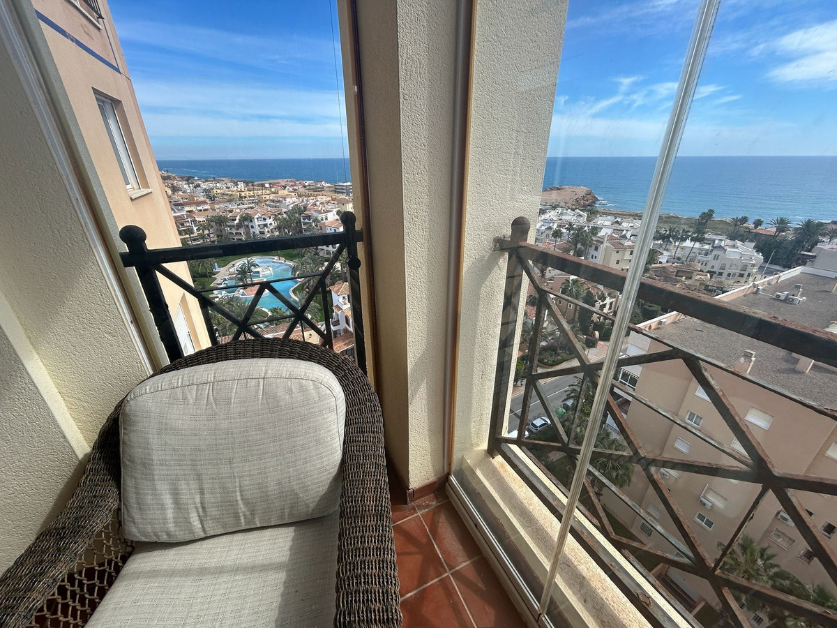 Apartment – Middle Floor Apartment in Torrevieja