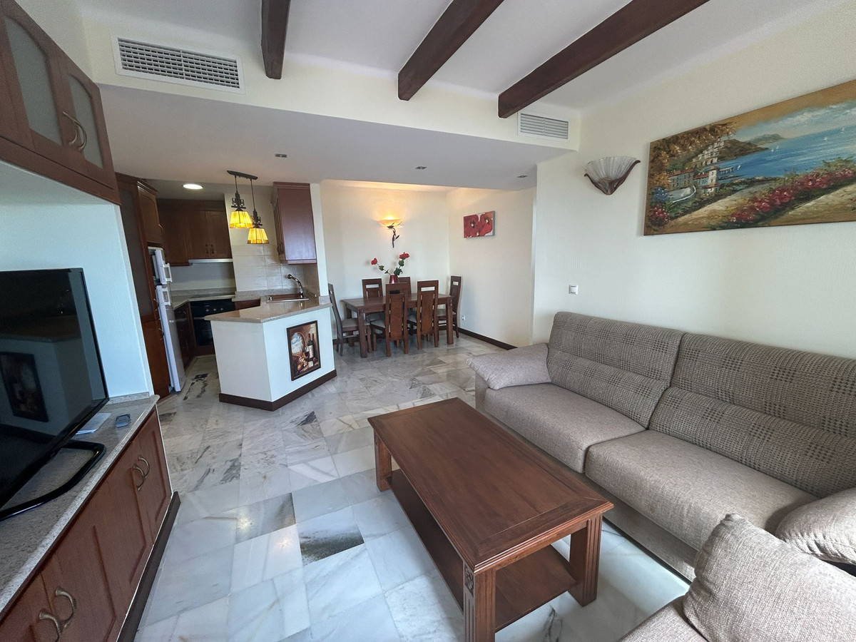 Apartment – Middle Floor Apartment in Torrevieja