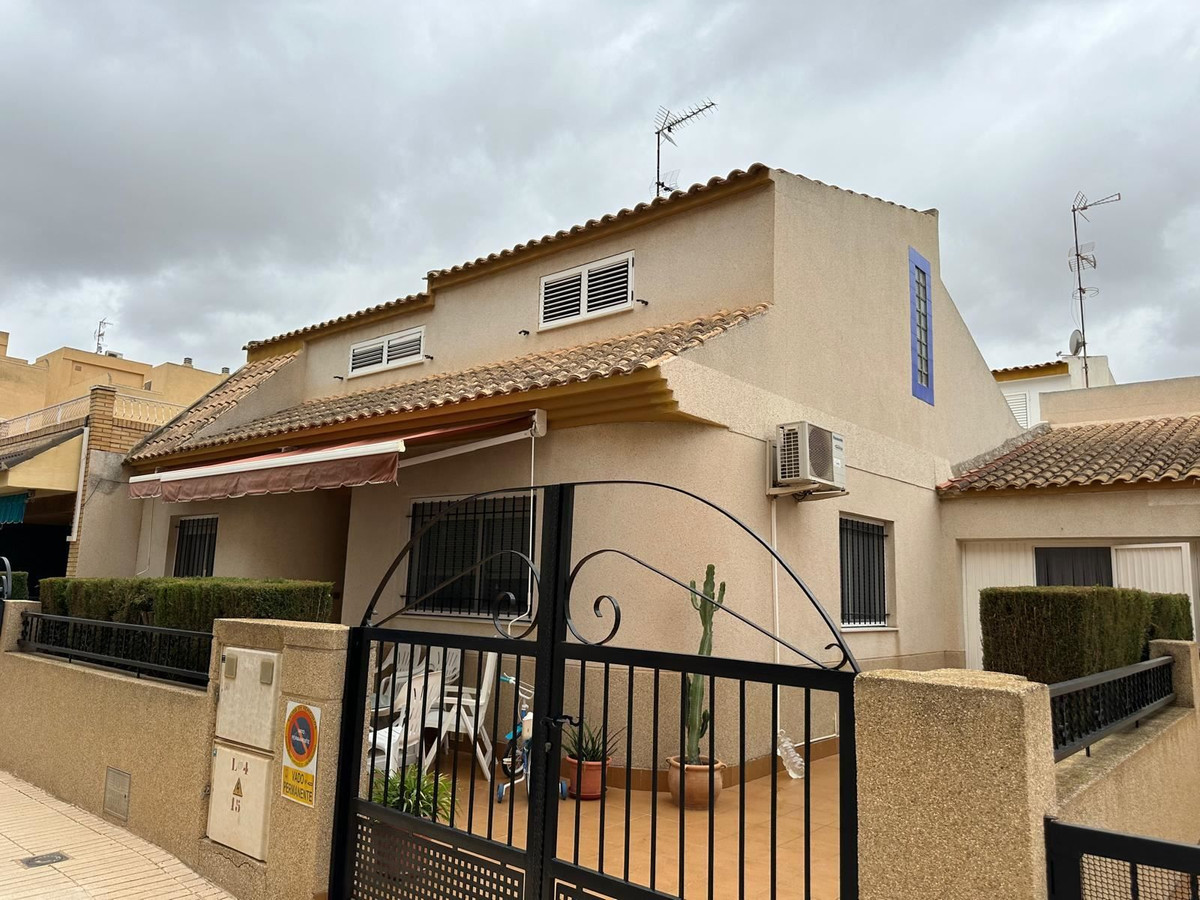 ShowFeedImage House – Townhouse in Los Alcazares