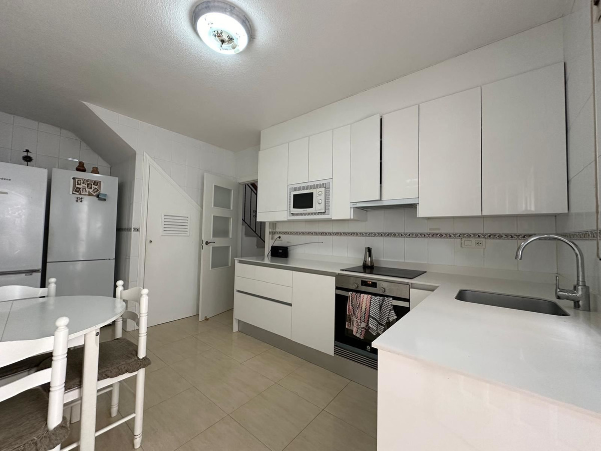 ShowFeedImage House – Townhouse in Los Alcazares