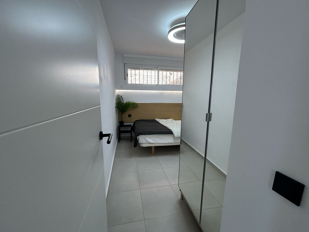 Apartment – Middle Floor Apartment in Torrevieja