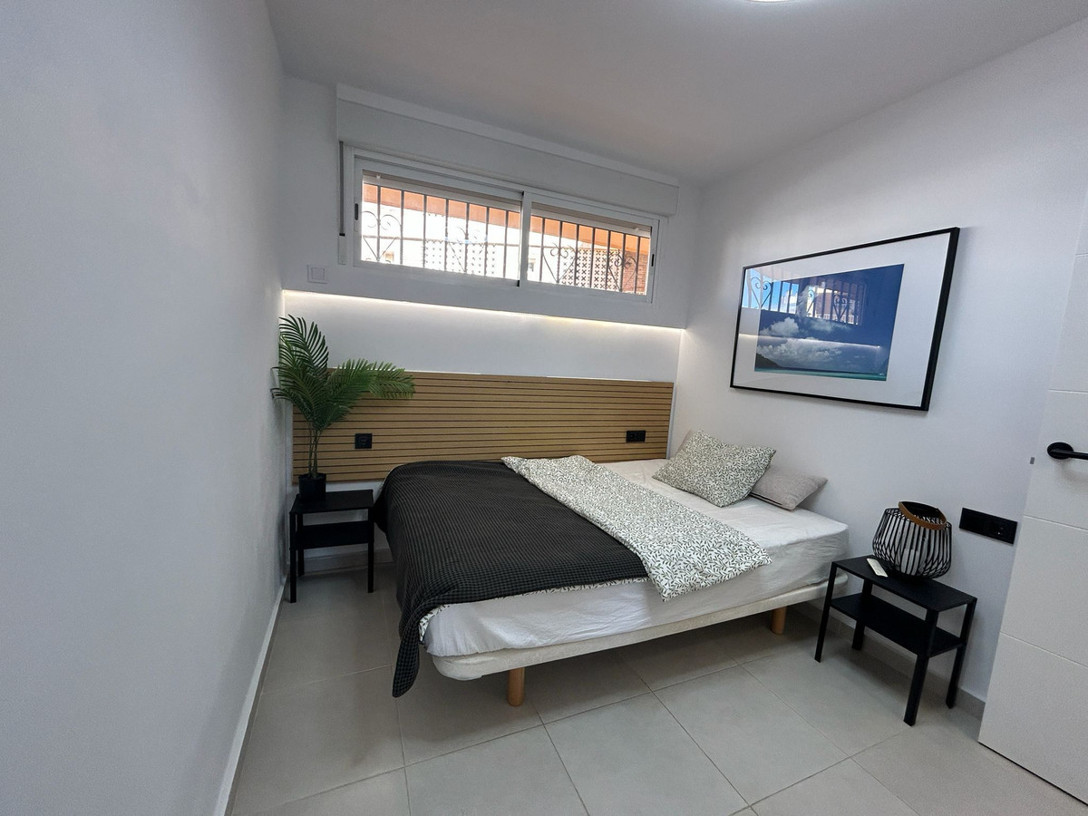 Apartment – Middle Floor Apartment in Torrevieja