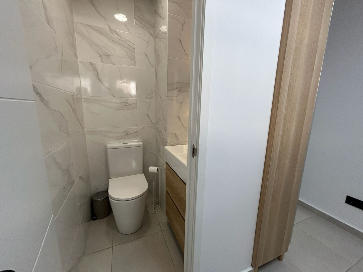 Apartment – Middle Floor Apartment in Torrevieja