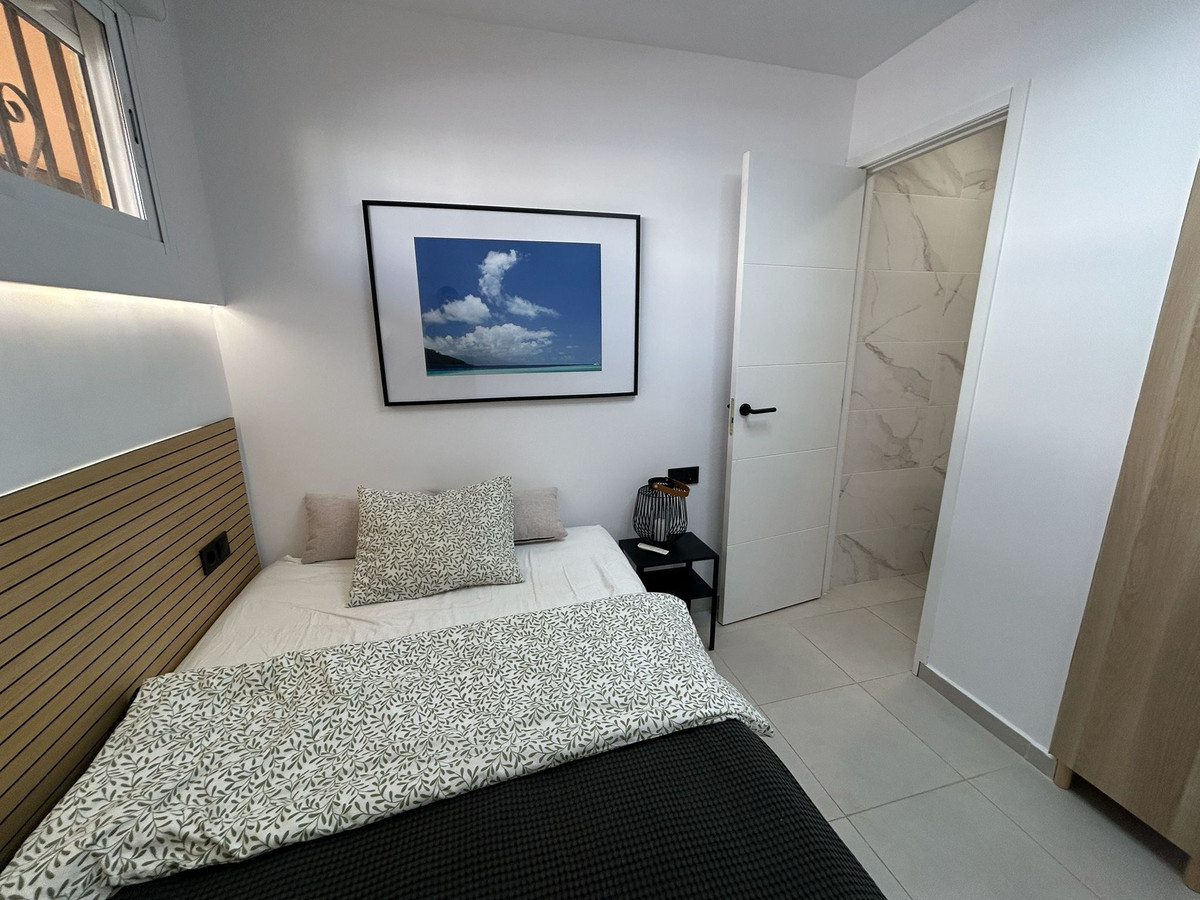 Apartment – Middle Floor Apartment in Torrevieja