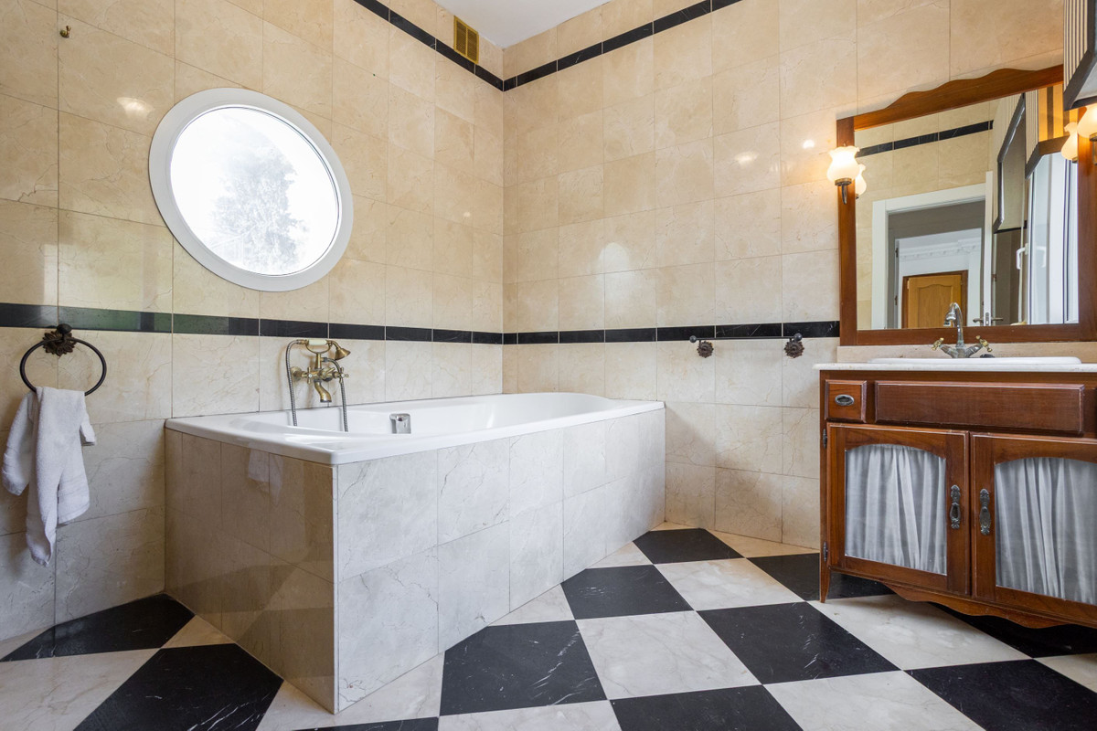 ShowFeedImage House – Detached Villa in Orihuela