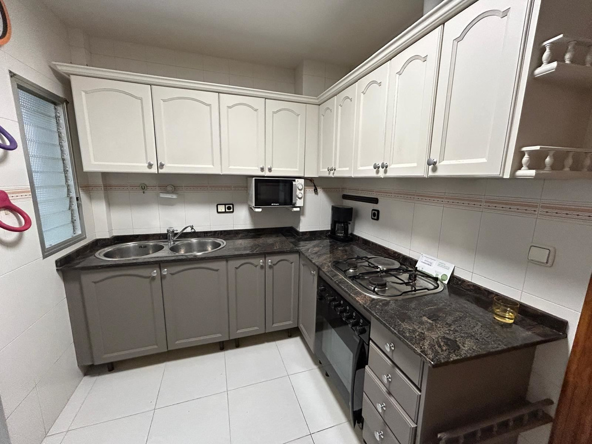 ShowFeedImage Apartment – Middle Floor Apartment in Alicante City