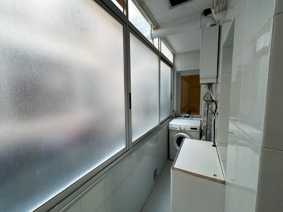 ShowFeedImage Apartment – Middle Floor Apartment in Alicante City