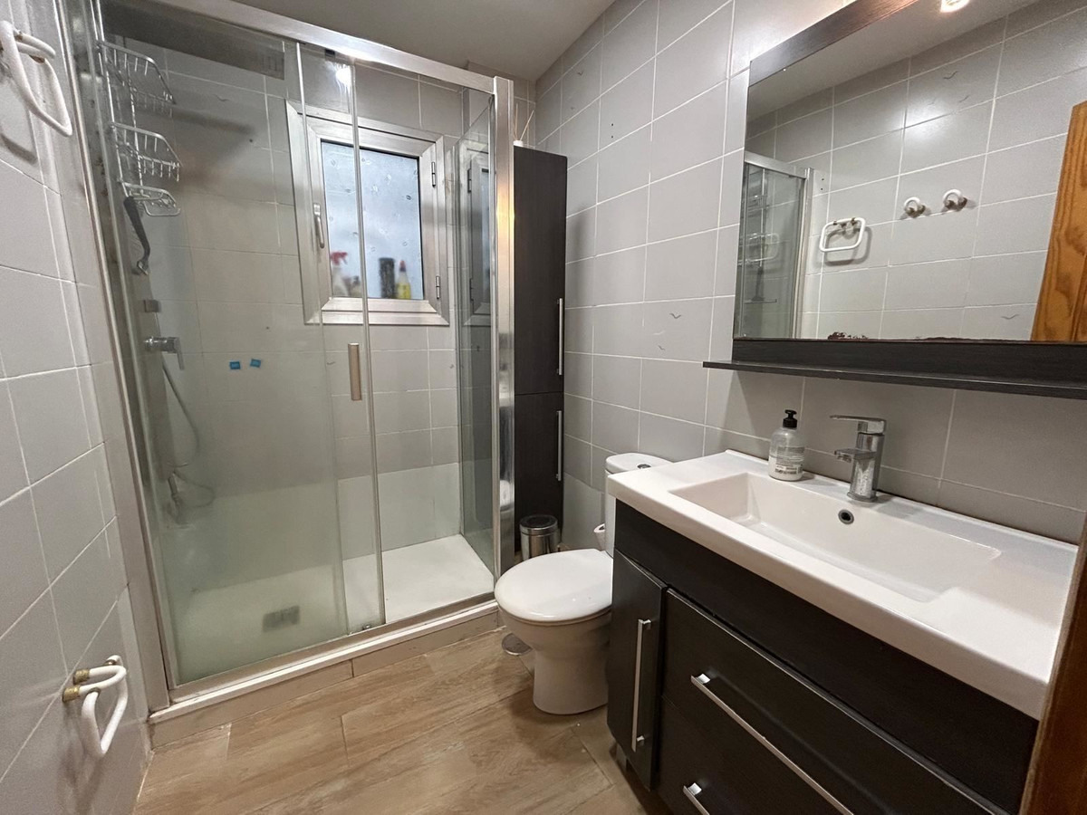ShowFeedImage Apartment – Middle Floor Apartment in Alicante City